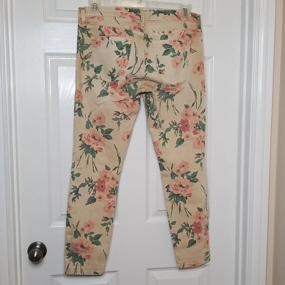 Current Elliott The Stiletto Haystack Floral Cropped Ankle Jeans - Picture 5 of 11